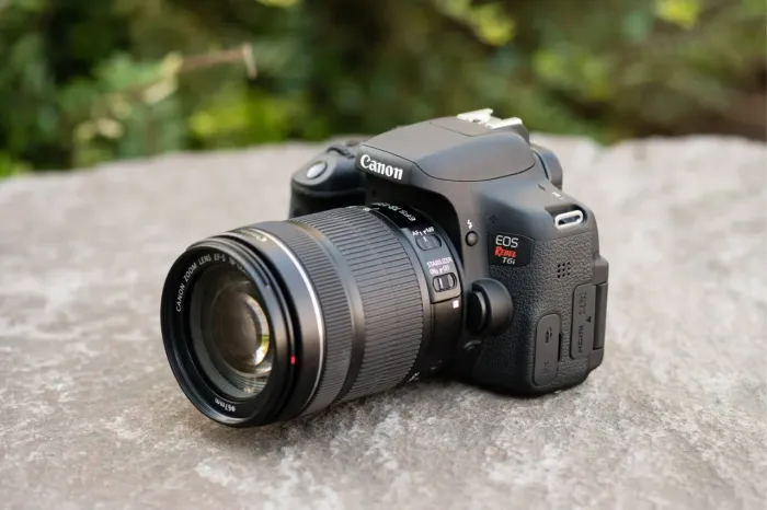 CANON EOS REBEL T6i