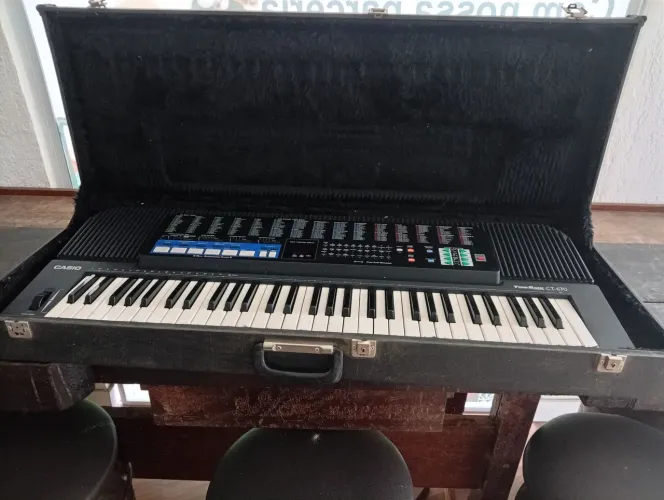 Teclado profissional casio tonebank CT-670
