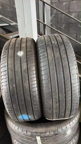 Pneus 215/55/17 marca Michelin