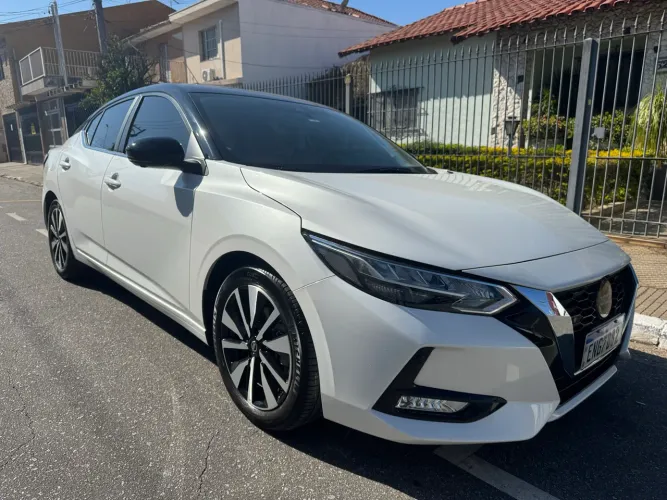 Nissan Sentra Exclu. Int. Premium 2.0 16V Aut. 2024