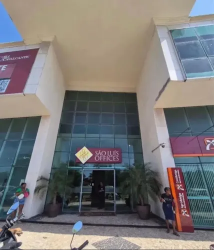 Locação comercial na Areinha, sala comercial.