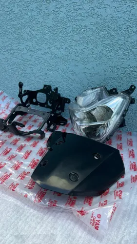 Kit farol completo Yamaha Lander 250 até 2022 ORIGINAL 