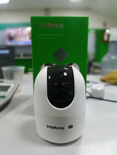 Câmera WI FI VIPW 1410 Intelbras 