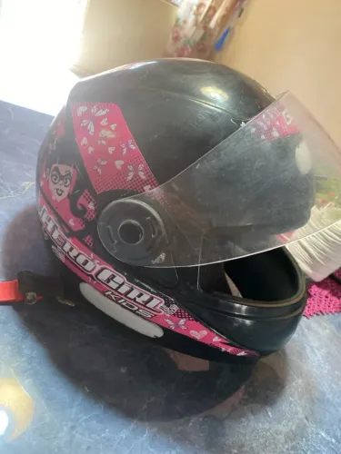 Vende-se capacete kids