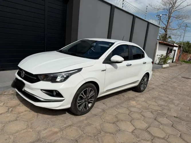 Fiat cronos 2020 1.8 automático aceito trocas por veículos