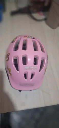 Capacete esportivo infantil