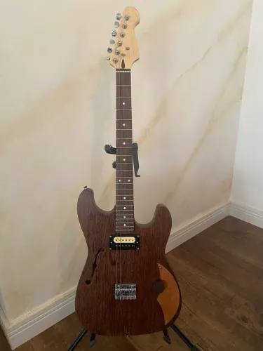 Guitarra Semiacustica