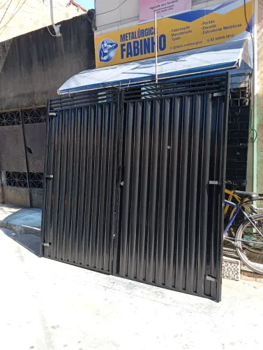 Portão pra garagem de ferro galvanizado 2.20 por 2.20
