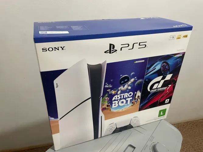 PS5 SLIM E MÍDIA FÍSICA