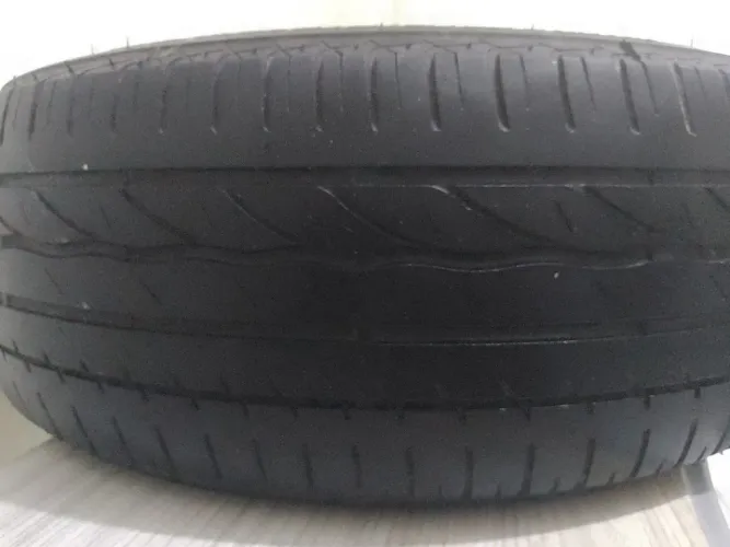 PNEU BRIGESTONE/TURANZA, 185/55 - 16, USADO MEIA VIDA, PNEU RODA MUITO AINDA, 129,00.