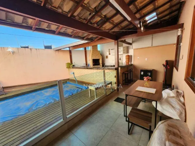 Casa com 3 dormitórios à venda, 114 m² por R$ 810.000,00 - Heliópolis - Belo Horizonte/MG