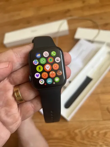 Apple Watch SE (1ª Geração) 44mm Space Gray