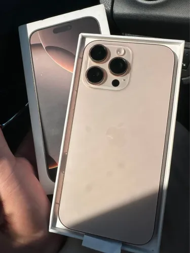 iPhone 16 pro max