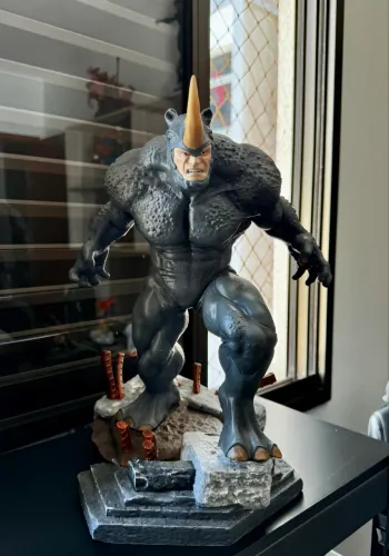 Estátua Custom Rhino - Escala 1/6 - Vilão do Homem Aranha / Spider Man 