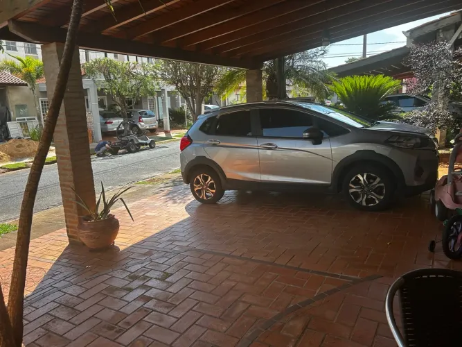 Vendo Linda Casa Condomínio Jatoba