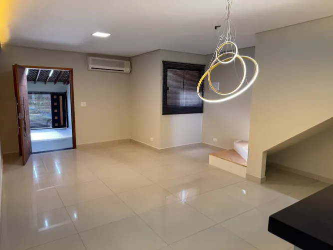 Sobrado a venda com 167 m², 4 quartos, em Indaiatuba/SP
