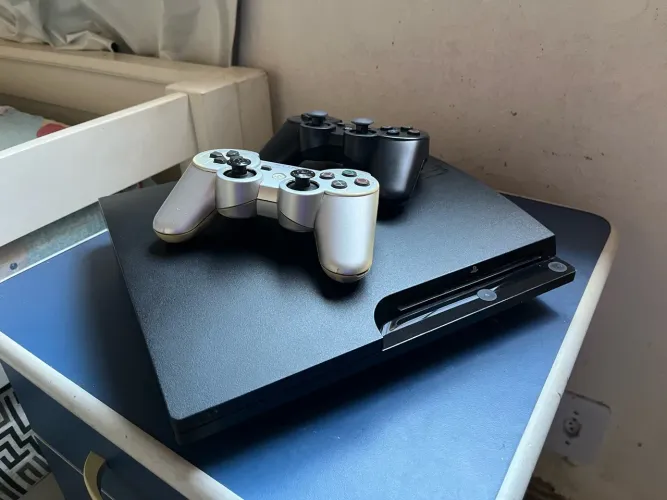 PLAYSTATION 3 SLIM DESBLOQUEADO