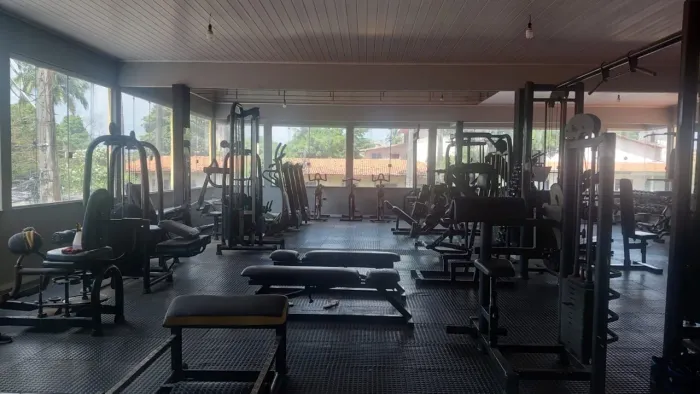 Aluga-se ponto comercial em andar superior av 4 Maiobão