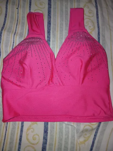 Cropped rosa de strass 23 reais