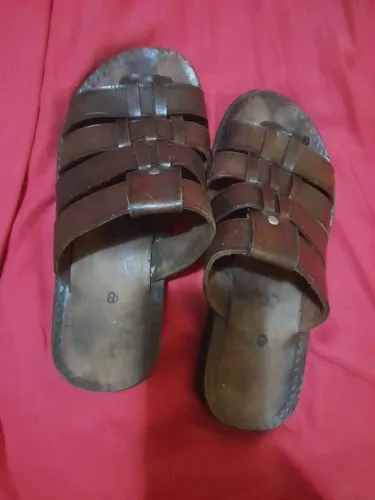 Sandália de couro masculino