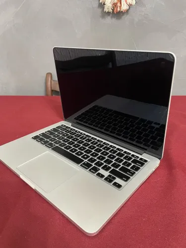 MacBook Pro 13 (2015)