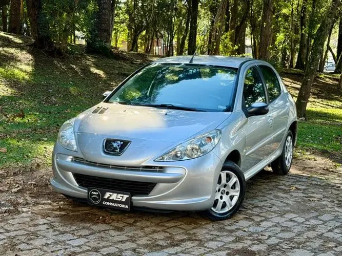 Peugeot 207 Active 1.4 Flex 8V 5P 2014
