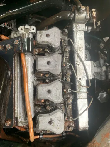 Motor MWM X10 4cc bomba mecânica funcionando