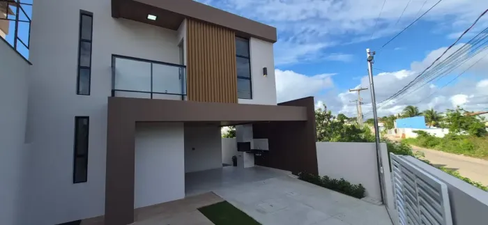 Linda casa com 03 quartos- Praia de Carapibus -Jacumã - Conde - PB
