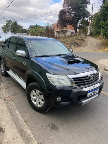 Toyota Hilux CD SRV D4-d 4X4 3.0 TDI Diesel AUT 2012