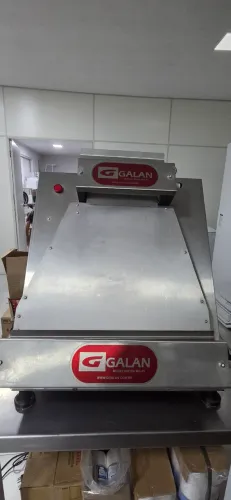 Modeladora de pizza