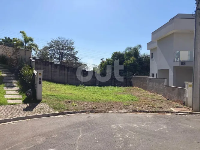 Terreno Plano de 457 m² à Venda em Condomínio Fechado em Valinhos/SP