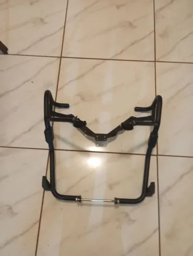 Vendo protetor de carenagem Lander 250( CHAPAM)