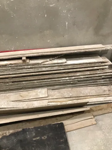 Lote Tabuas e pontaletes barato