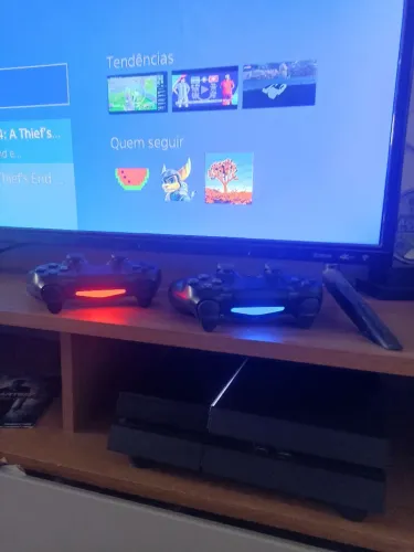 Ps4 dois controles 2 jogos físicos e jogos digitais