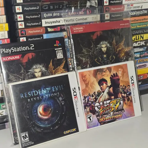 Resident Evil Revelations 3DS + Street Fighter IV