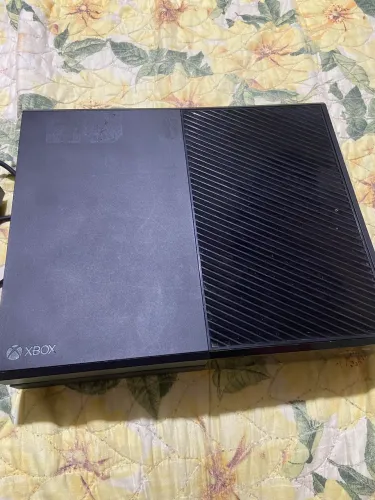 Vendo Xbox one fat