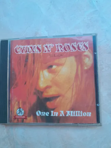 CD Guns N Roses - One in a Million - Templar TCD 11 - Itália - 1991 - Raríssimo bootleg