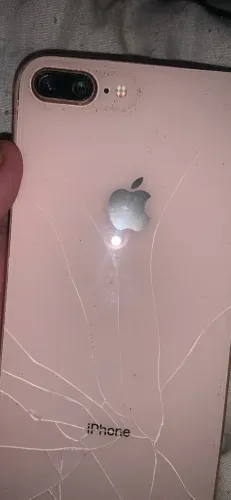 Iphone 8plus quebrado