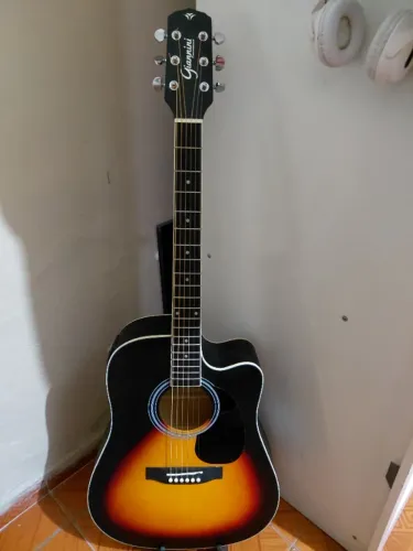 Violão elétrico Giannini