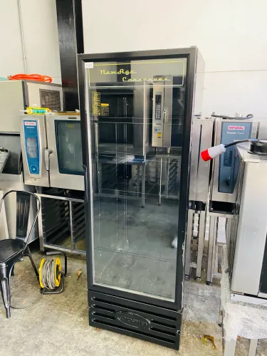 Geladeira Conservex expositora 400L