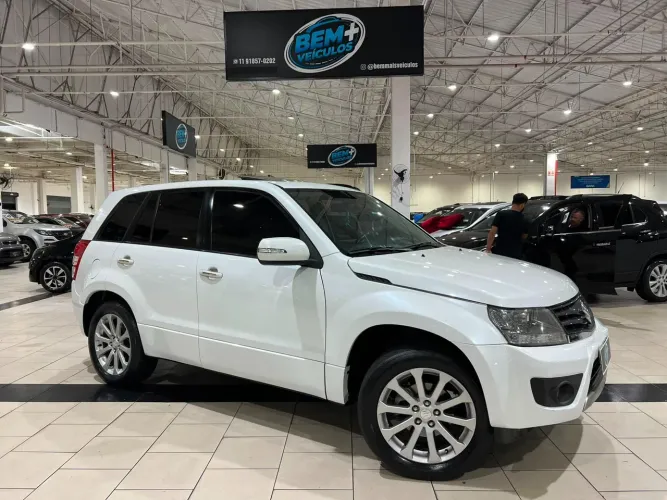 Suzuki Grand Vitara 2.0 16V 4x2/4x4 5P Aut. 2014