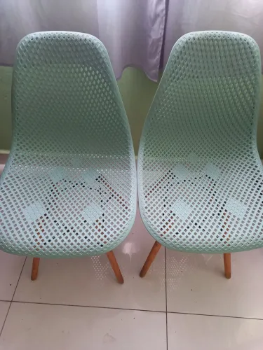 Lindas cadeiras verdes