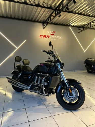 TRIUMPH ROCKET III  ano 2005 motor 2300 cc 