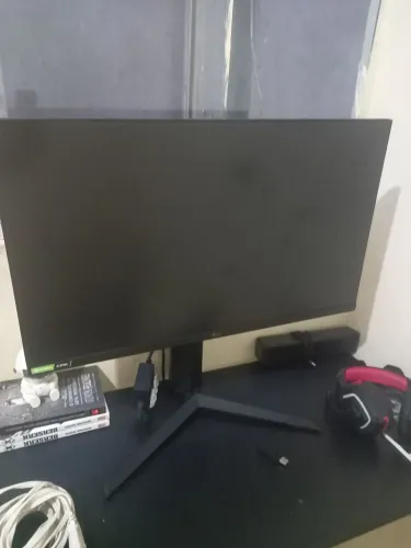 LG UltraGear 27 pol Full HD 144hz