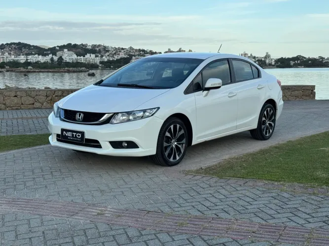 Honda Civic Sedan LXR 2.0 Flexone 16V Aut. 4P 2015