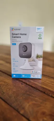 câmera ezeviz Wi-Fi 