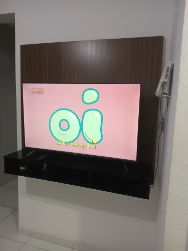 Tv Philco e Painel suspenso