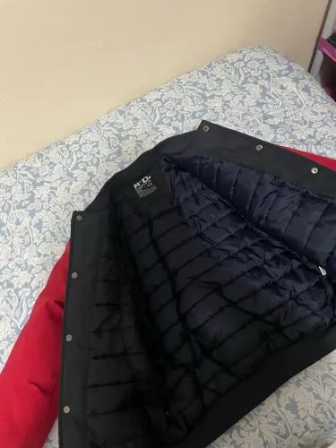 Jaqueta Infantil College Preta e Vermelha - Tam. 10 