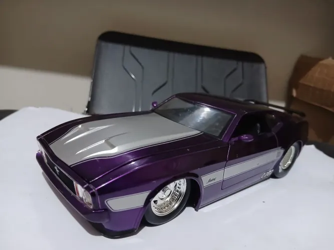 Miniatura Mustang jada 1/24 (reservado)
