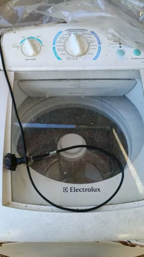 Vendo máquina usada com defeito 